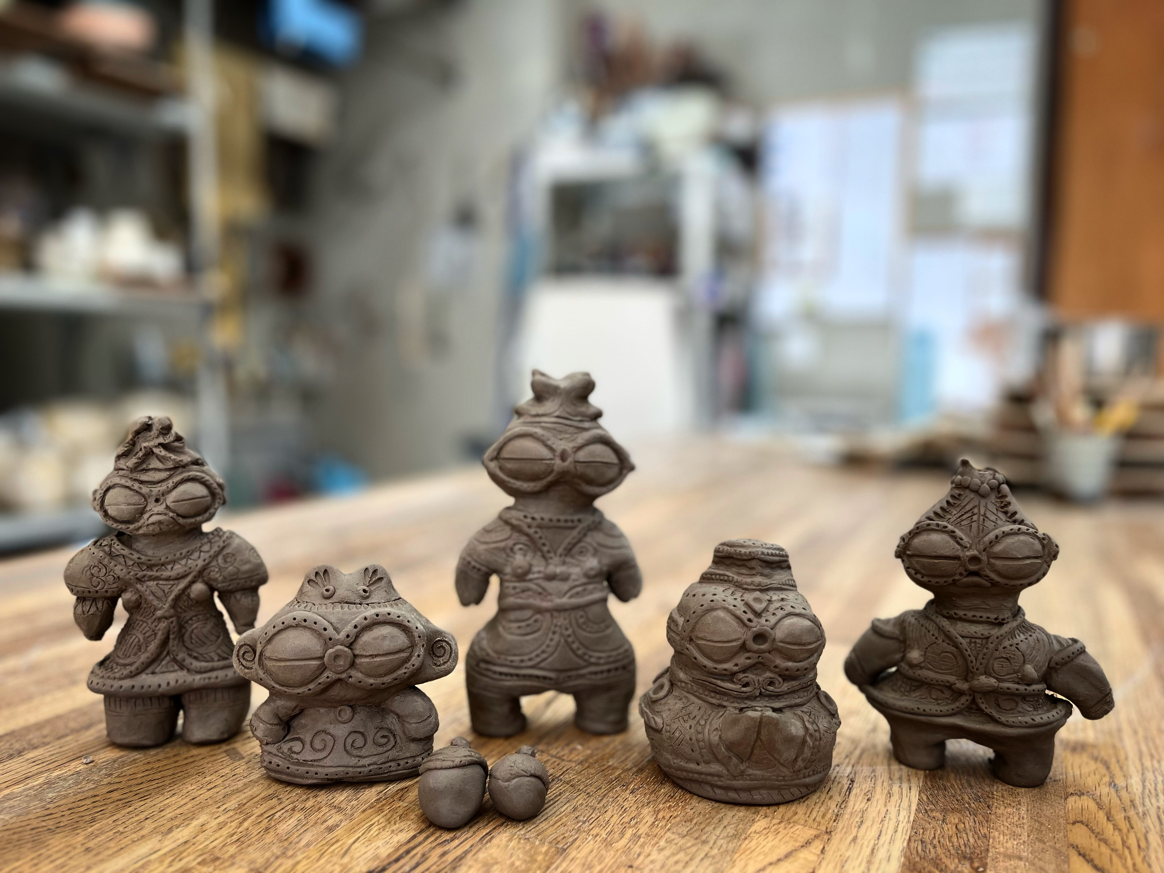 【手づくり陶器】土偶（五体）他一点 伊澤孝臣 土偶『縄文のマドンナ』【小】8体セット | 東京書芸館